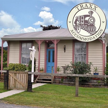 Shunters Cottage Waihi Exterior foto